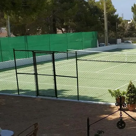 And Tennis Villa *